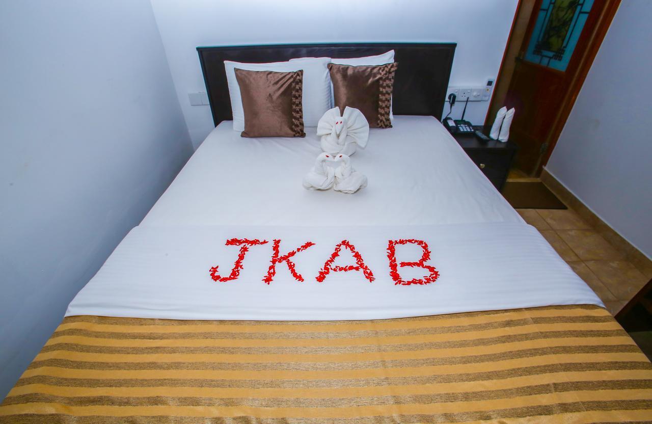 Jkab Park Hotel Trikunamalaja Zewnętrze zdjęcie